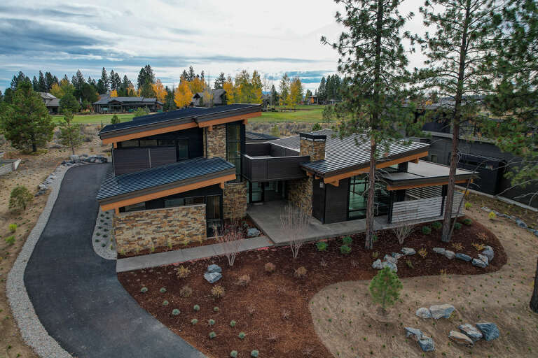 Contemporary Plan: 4,006 Square Feet, 4 Bedrooms, 4.5 Bathrooms - 5829 ...